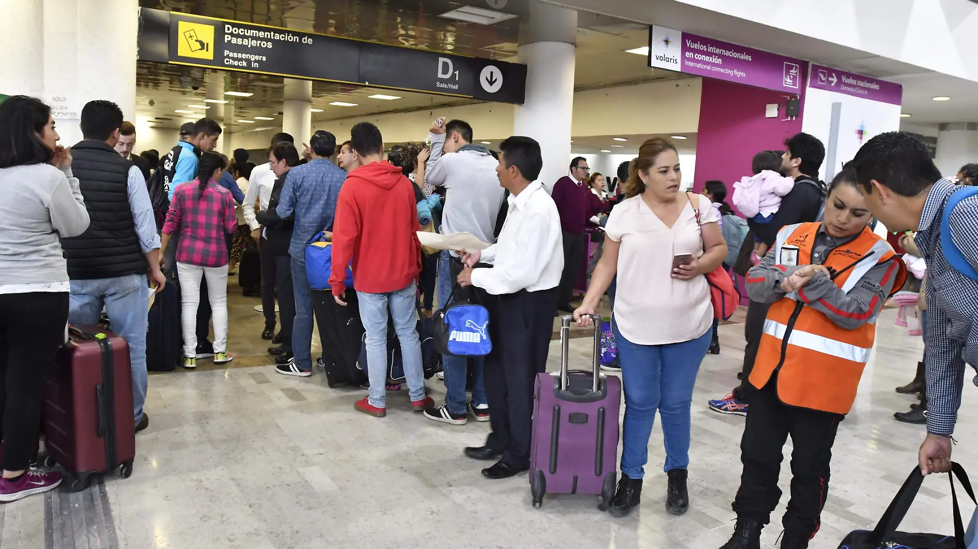 AEROPUERTO INTERNACIONAL DE LA CDM laura lovera (60)